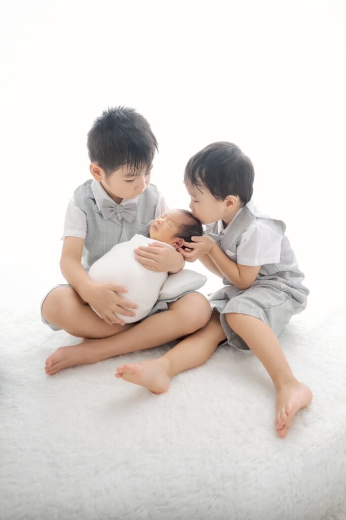 family newborn photo