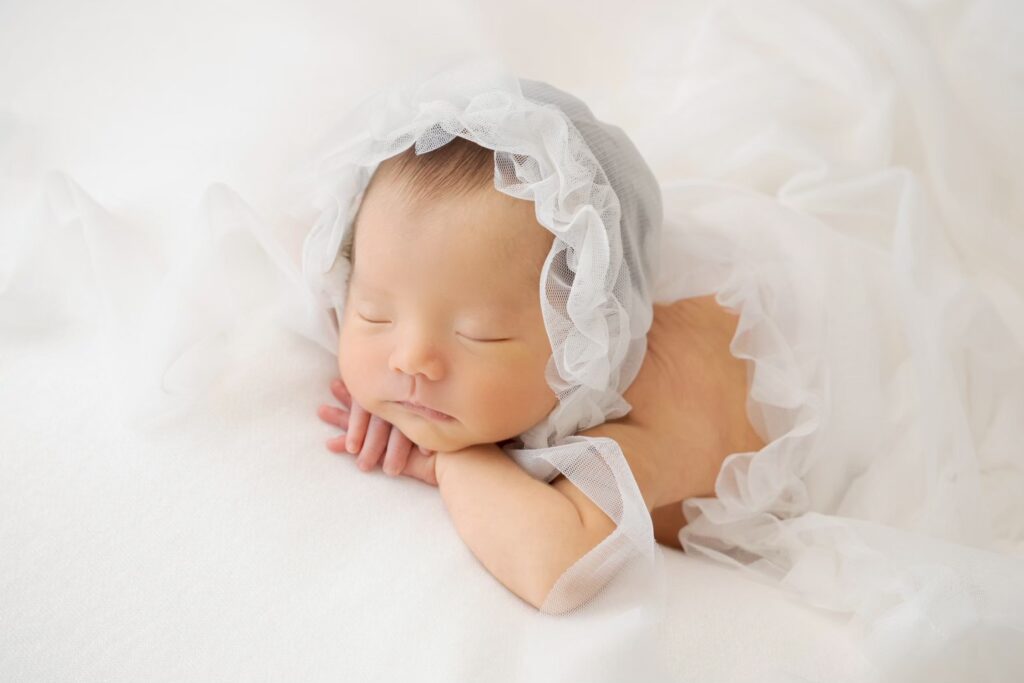 poses newborn photo