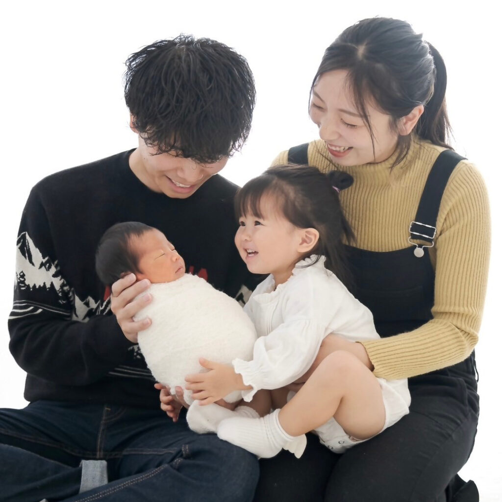 family newborn photo