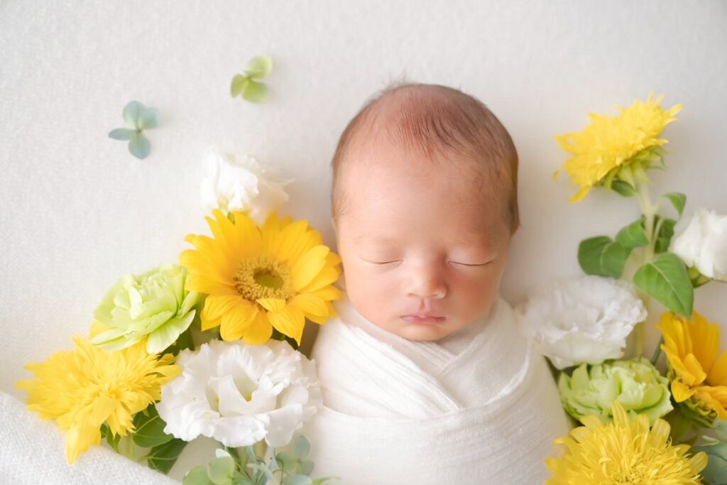 floral newborn photo