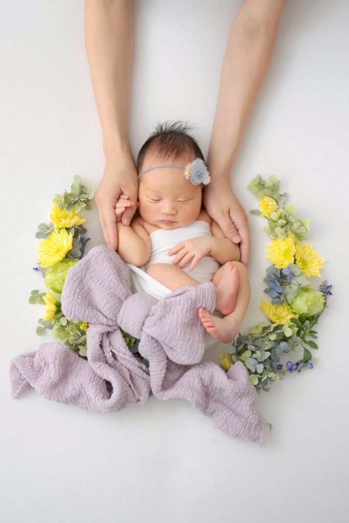 floral newborn photo