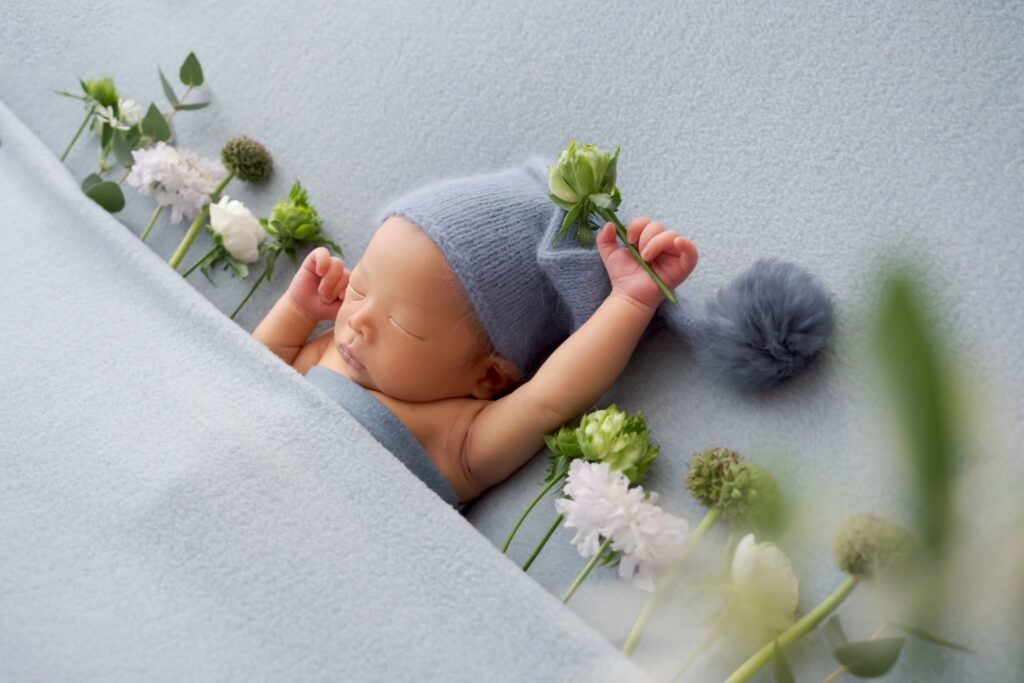 floral newborn photo