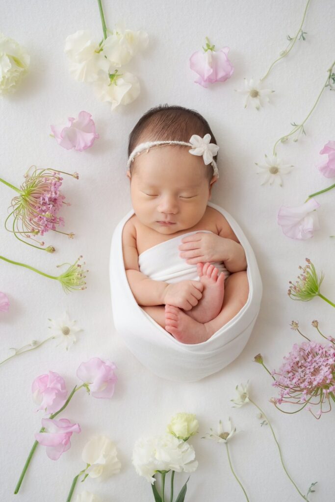 floral newborn photo