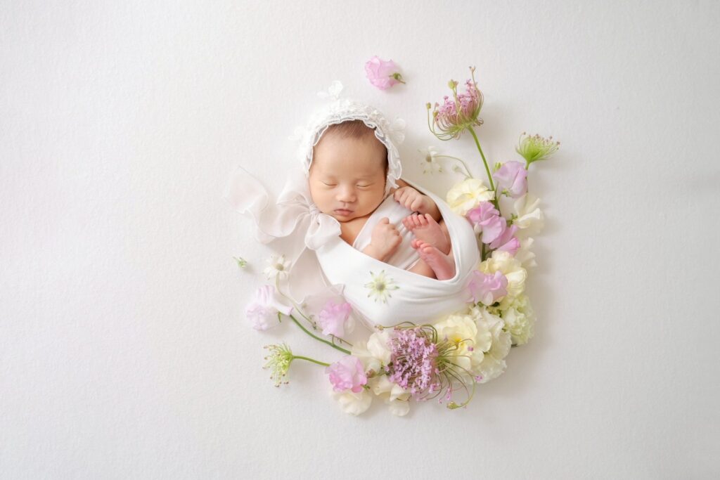 floral newborn photo