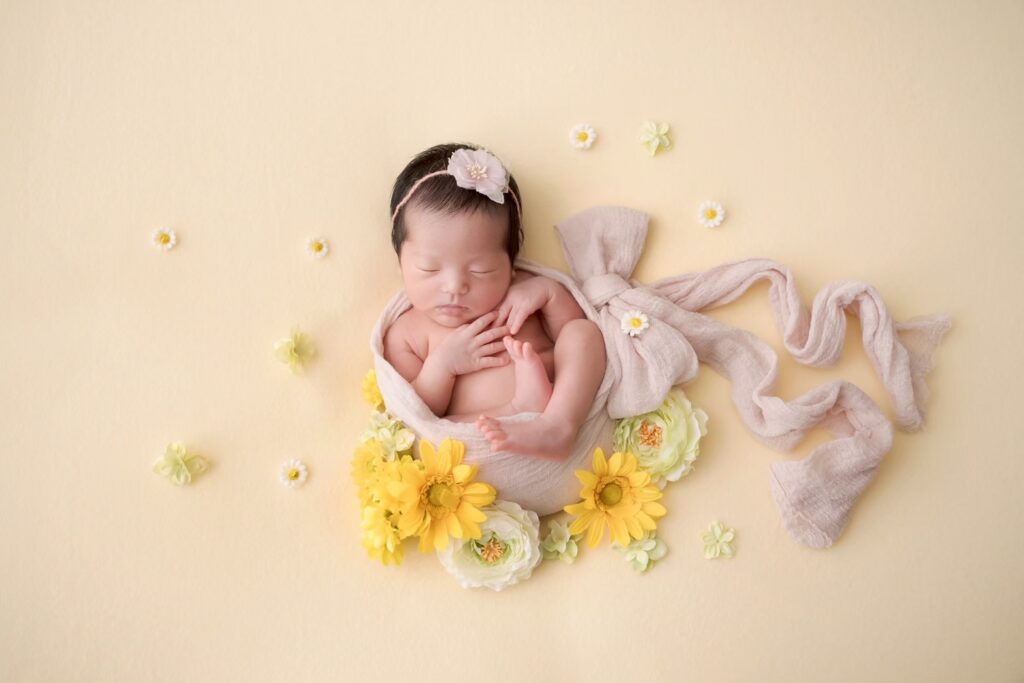 floral newborn photo