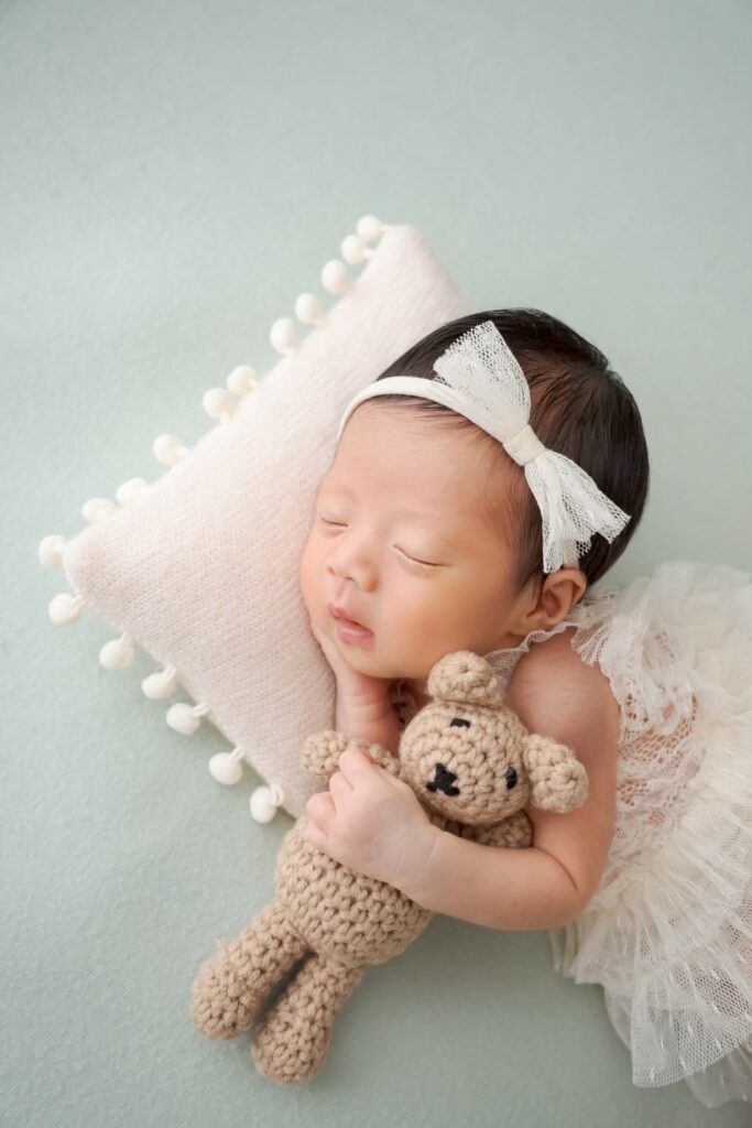 poses newborn photo