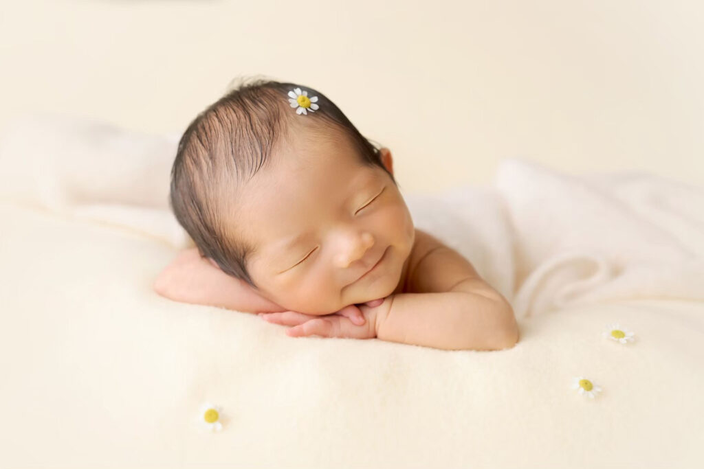poses newborn photo